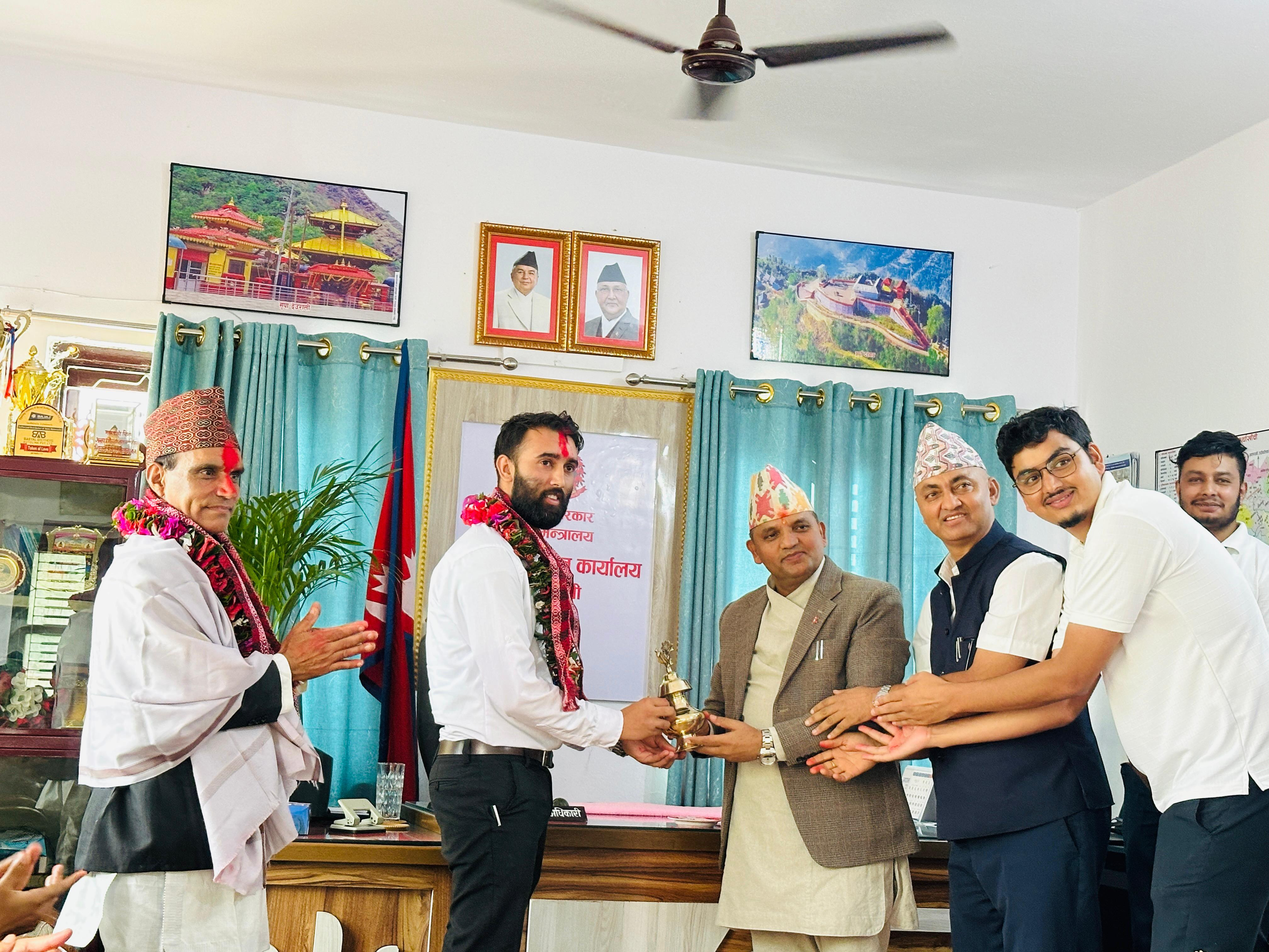 बधाई, शुभकामना एवम् फेरिभेटौला कार्यक्रम सम्पन्न ।